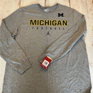 Nike Michigan Football Men’s XXL Long Sleeve Crew Grey